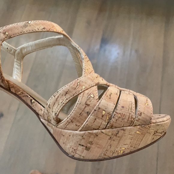 Stuart Weitzman Cork High Heels- Size 9 - Picture 15 of 16